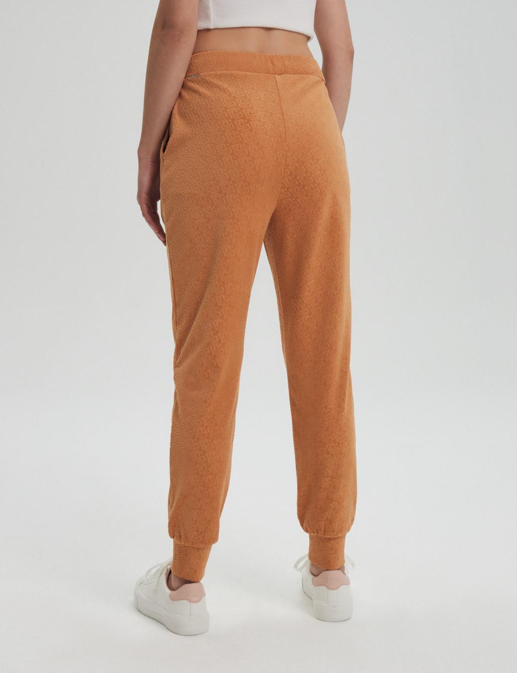 Spodnie dresowe damskie. Modne dresy i legginsy - sklep online Diverse