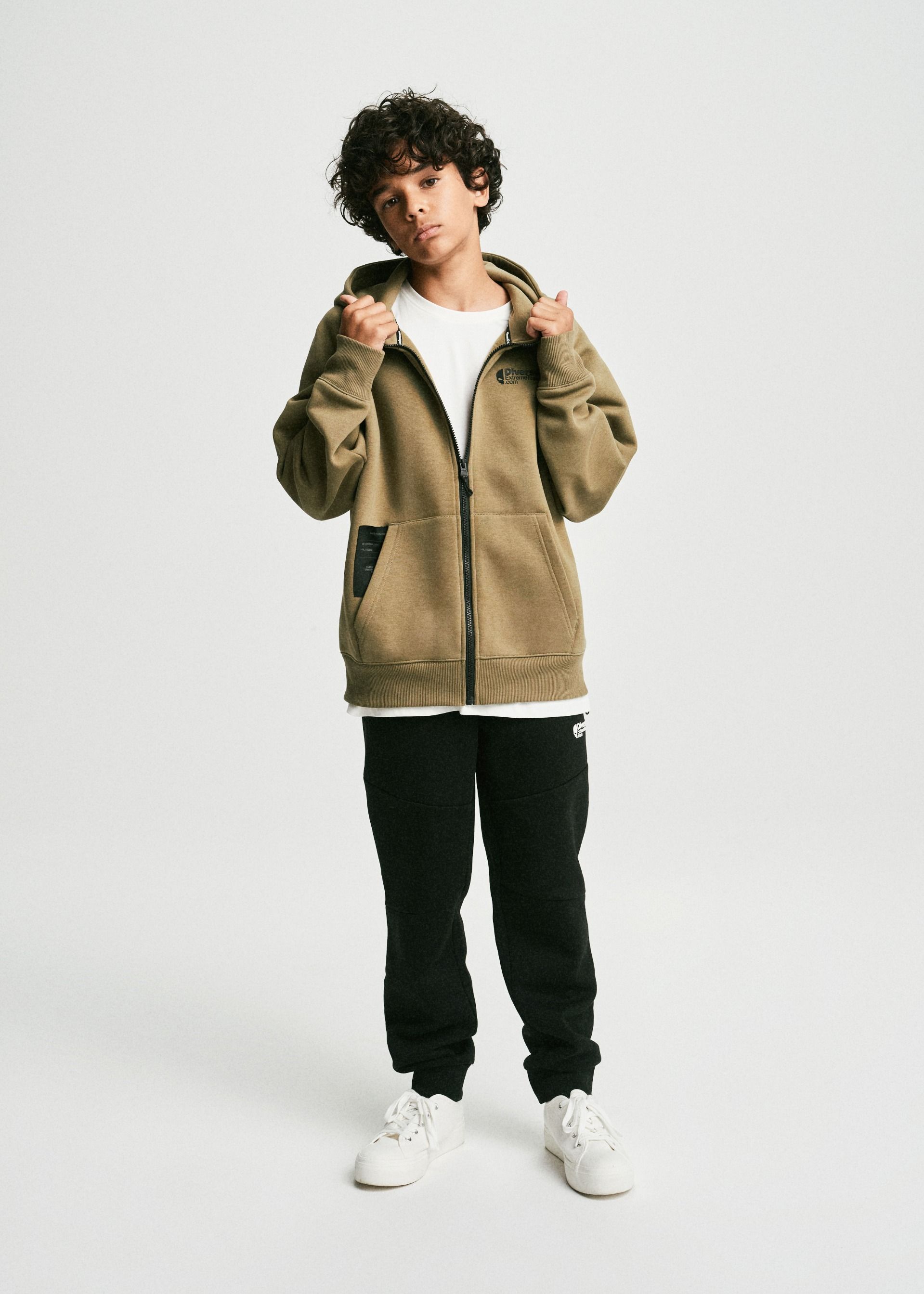 Dziecięca bluza dresowa z kapturem - Diverse